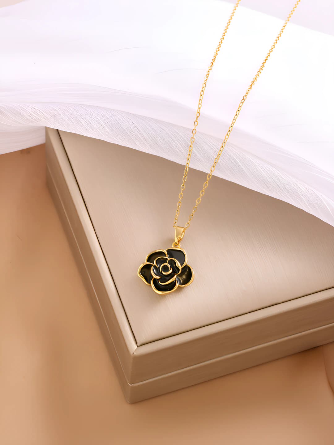 Women's flower pendant necklace: titanium steel, camellia design element, spring-summer 2026, mid-luxury style