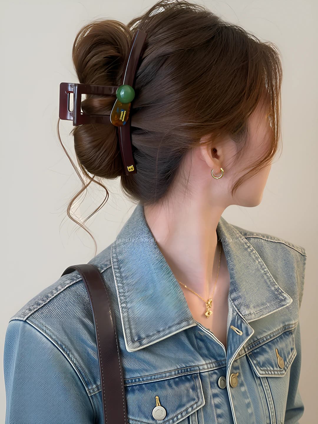Chocolate brown bead clip ~13 cm