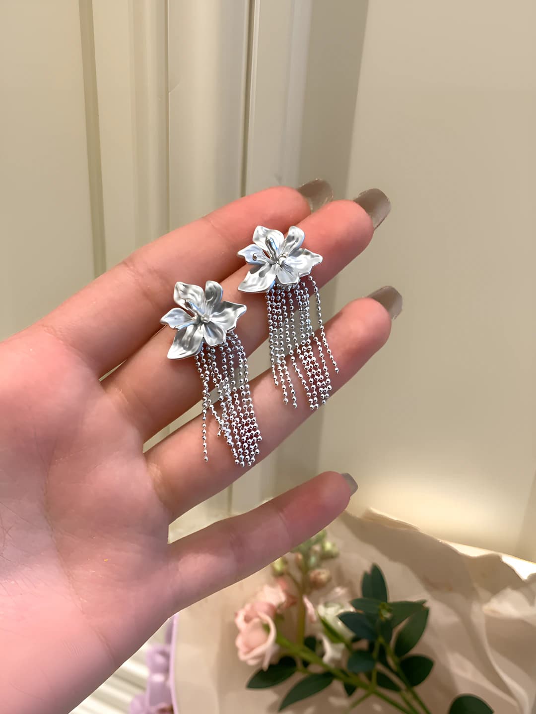 Silver post - Silver