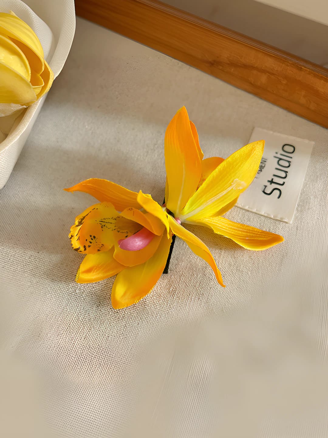 1# Double yellow hair clip ~4.5 cm