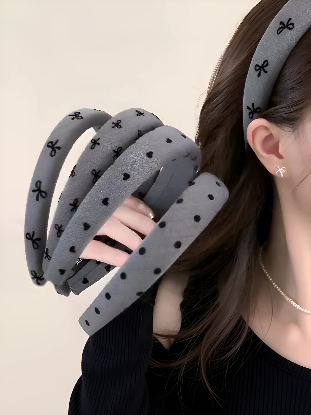 Women's 2026 wide-edge bow headband for high forehead, design element: polka dot, style: light luxury