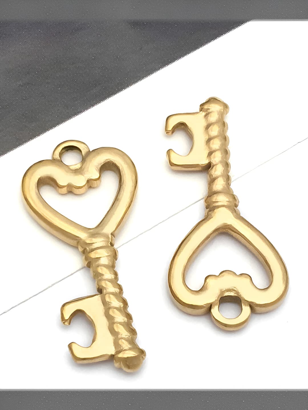 10x22x2mm, 1.7mm teshik, 0.98g, T2373