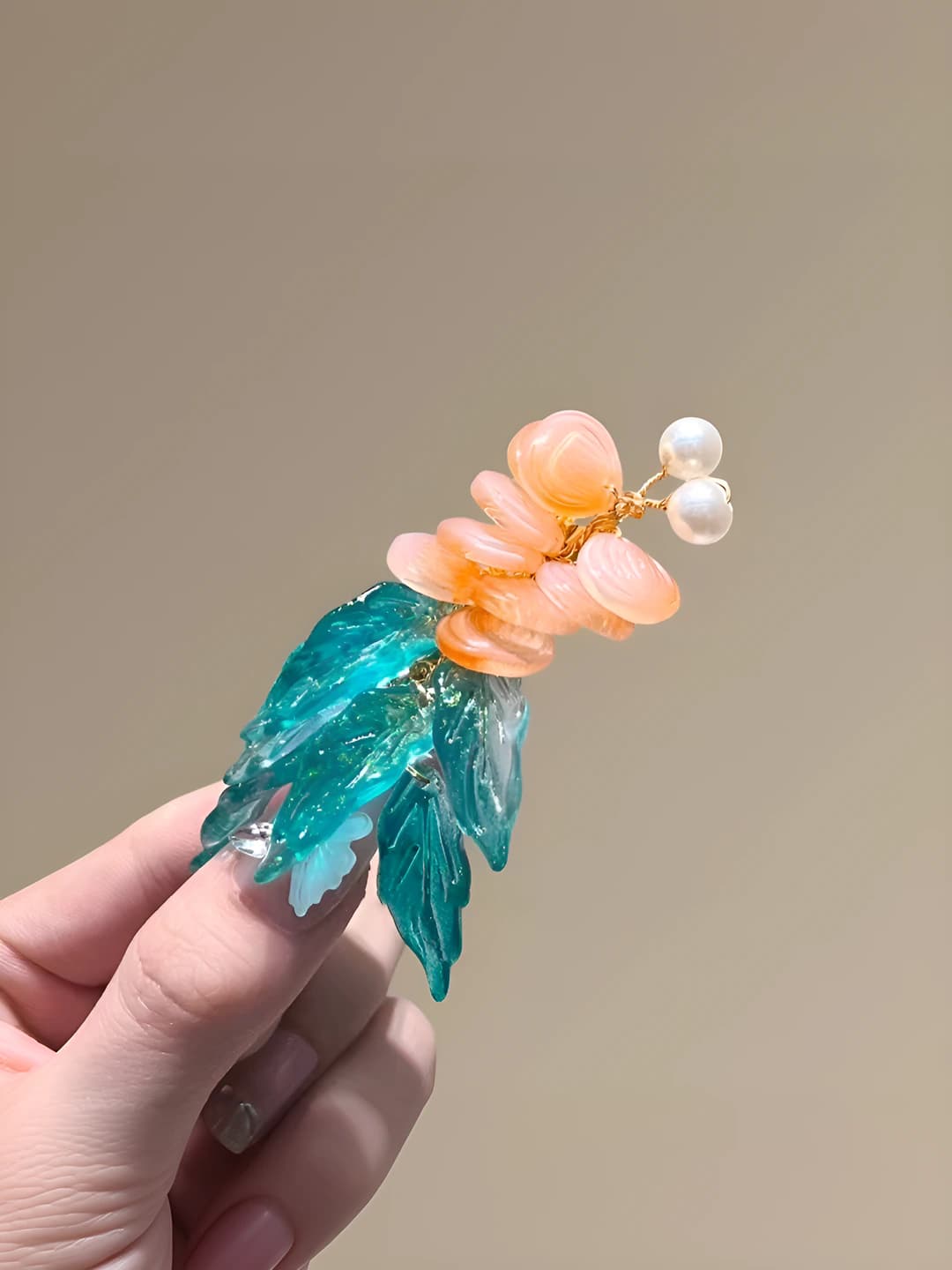 Зажим с рыбкой