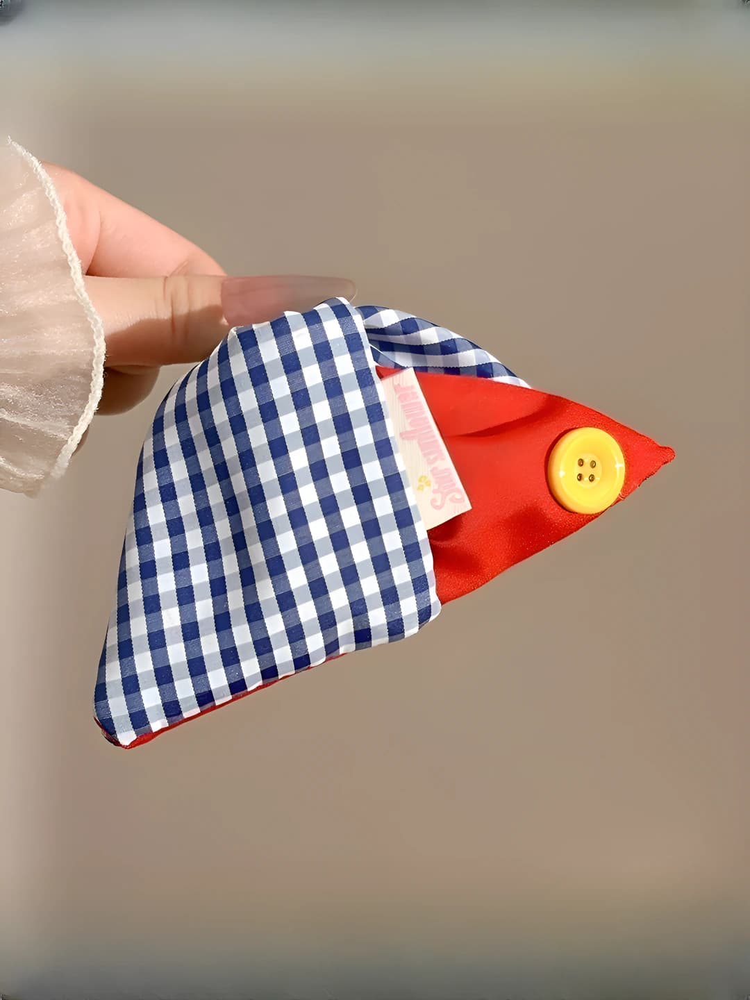 2# Blue plaid triangle 13 cm
