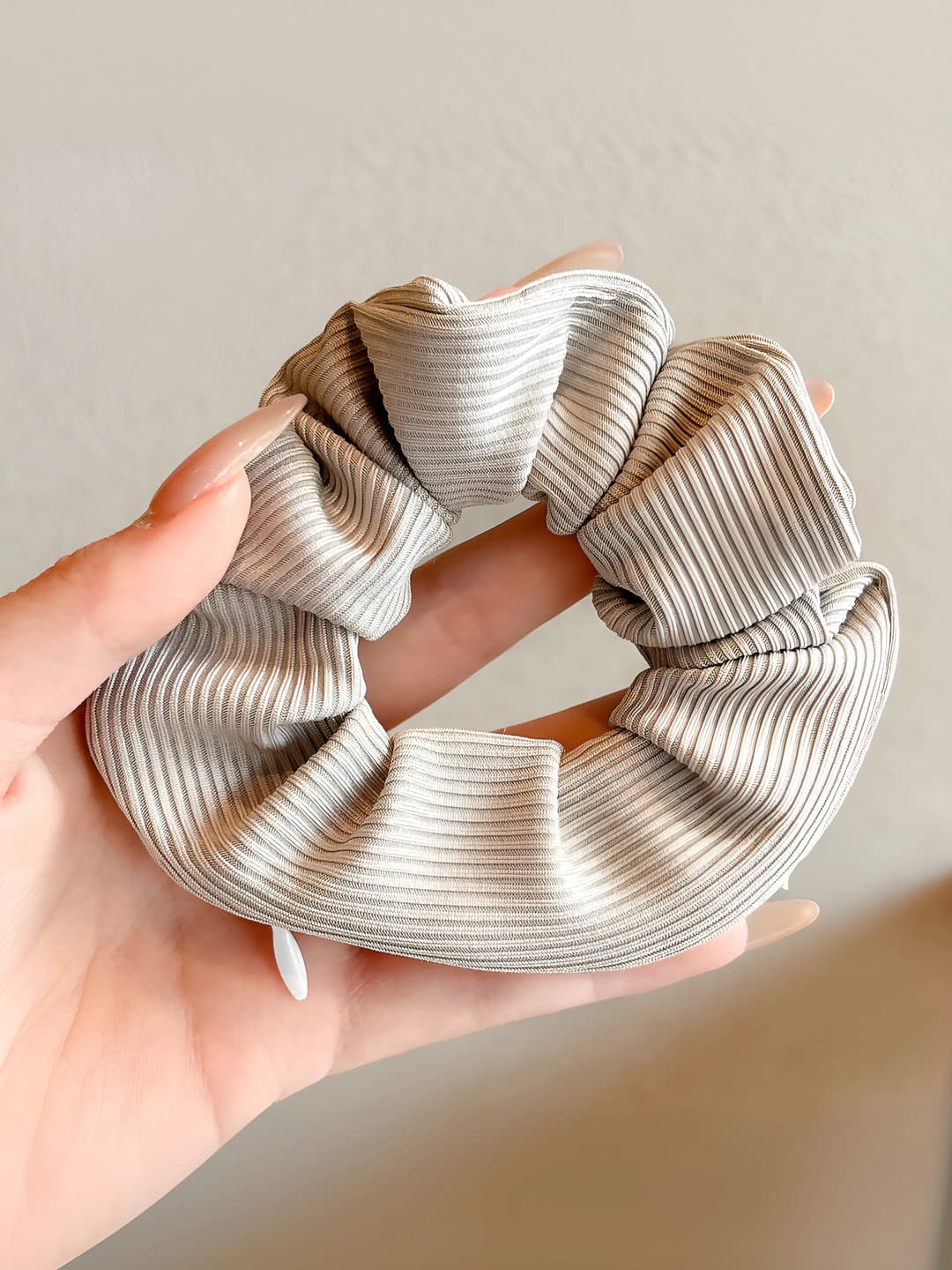 1# Zip scrunchie grey, 11 cm