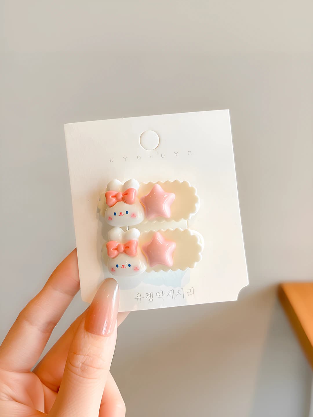 4# Rabbit star wavy clip pair - 4 cm