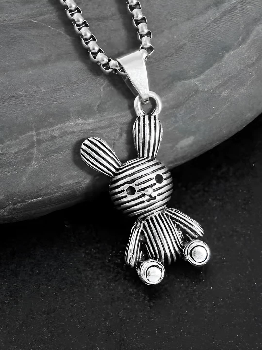Little rabbit 70 cm necklace