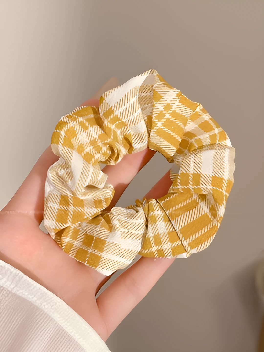 3# Yellow-white, large plaid, 10 cm