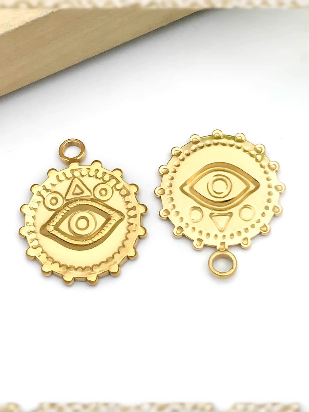 Золотое солнце и глаз дьявола 18x21x2mm