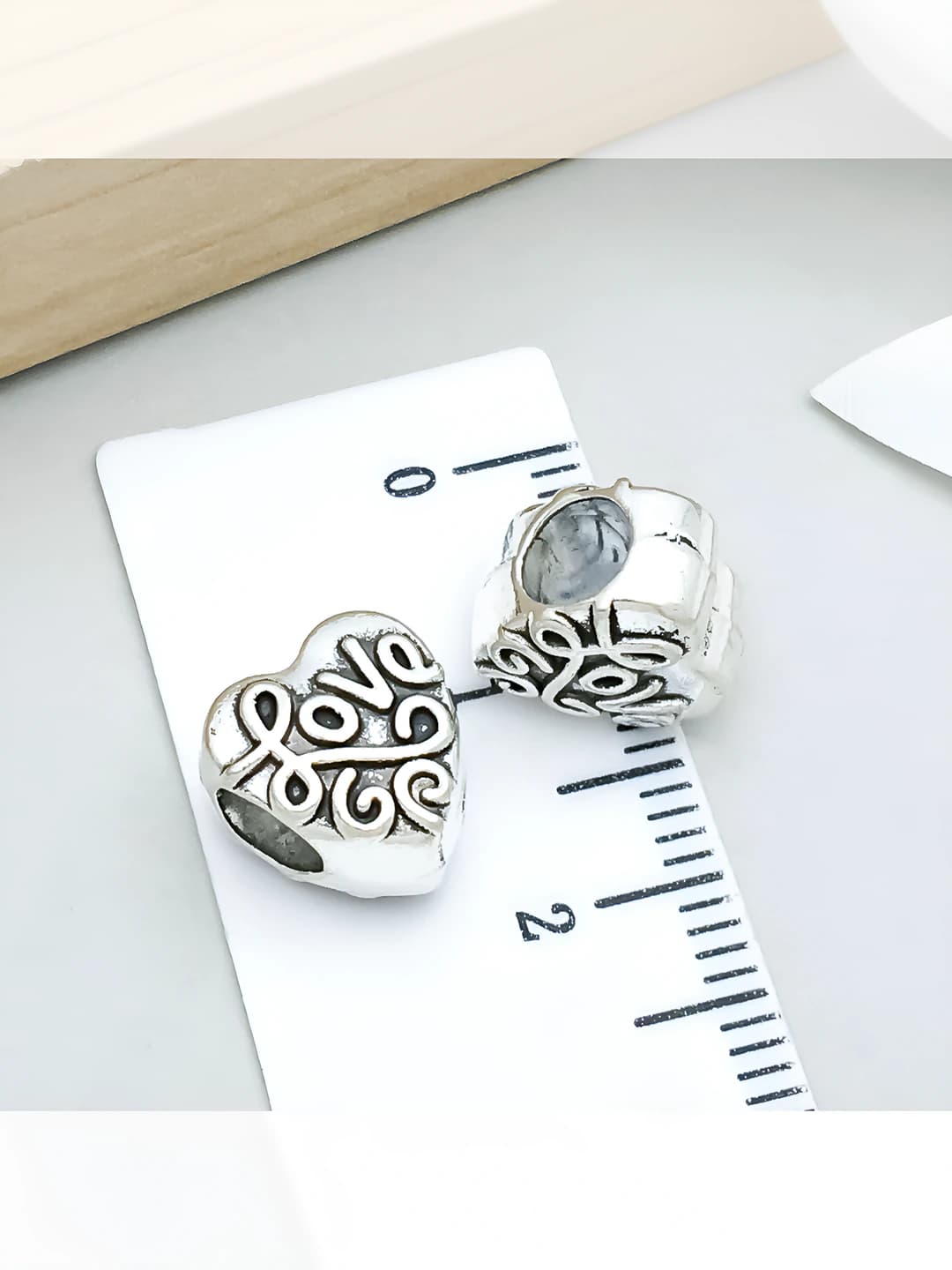 1 pc apricot heart love large hole bead 8x9x10 hole 4.5mm-1g