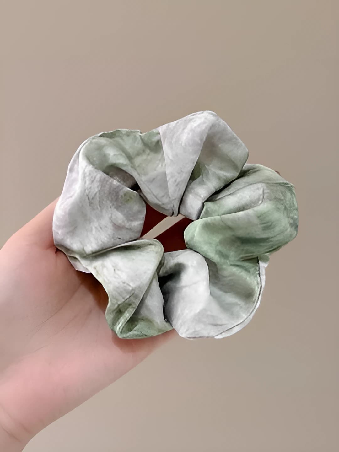 Тибийат, атлас, зелёный, 12 см