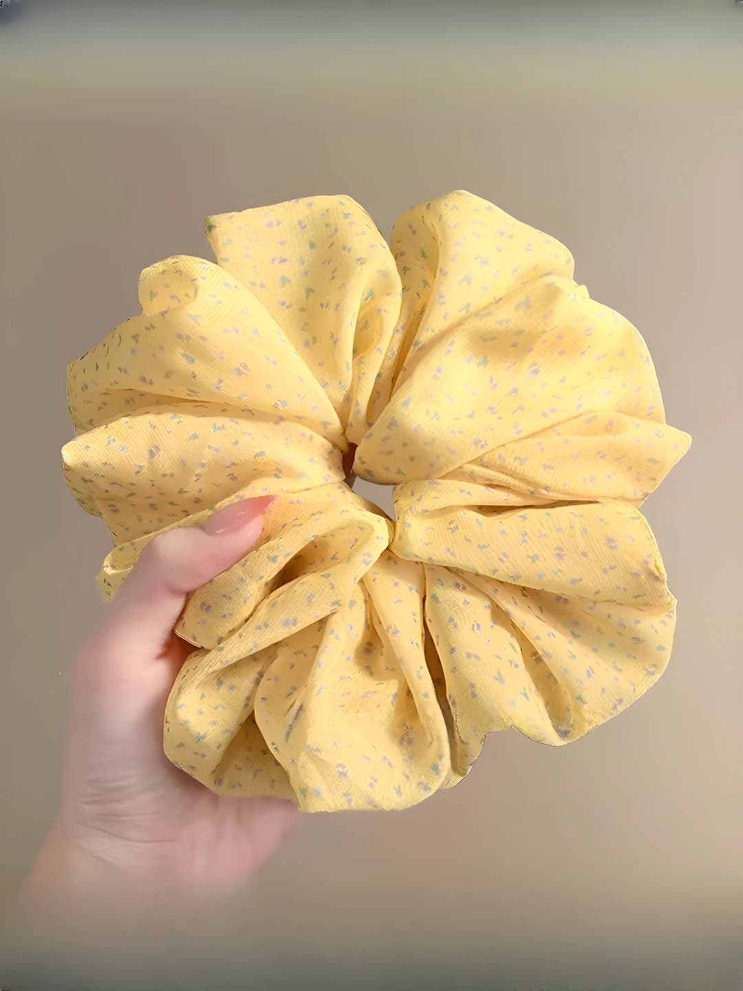 1# Floral hair tie ~17 cm