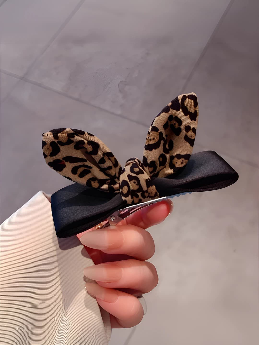 Women's leopard print bow hair clip in Korean style for autumn-winter