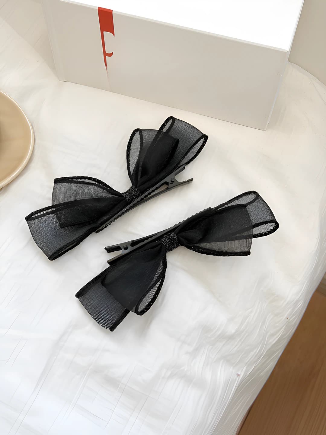 Black (pair)