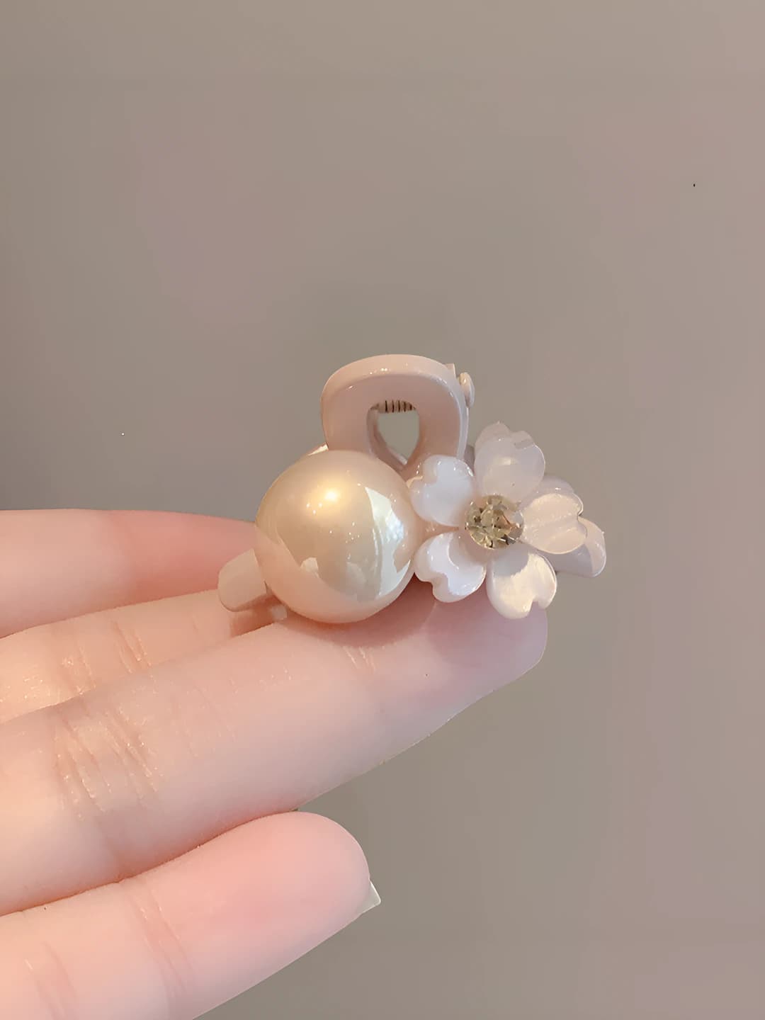 1# Pearl flower hair clip (4.5 cm)