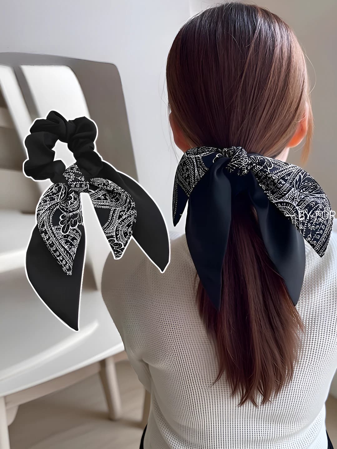 4# Black outline, two ribbons, circle 7 cm, ribbon 13 cm