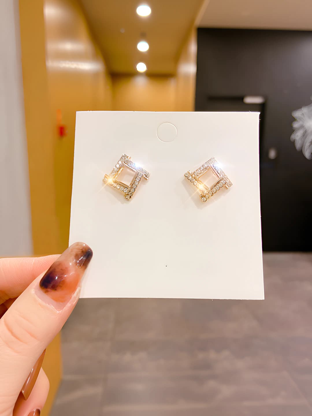 Square gold