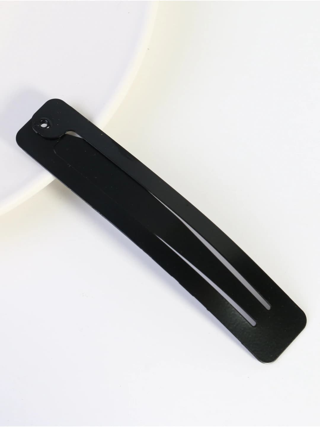 6 cm square black