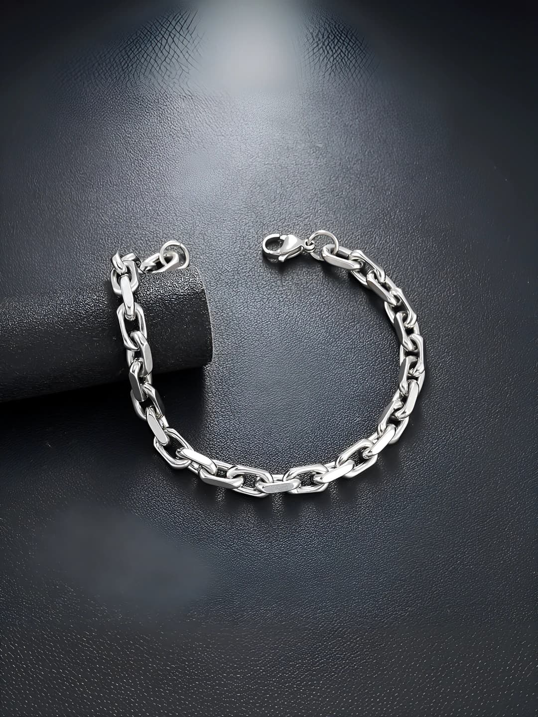 Angular bracelet 18cm