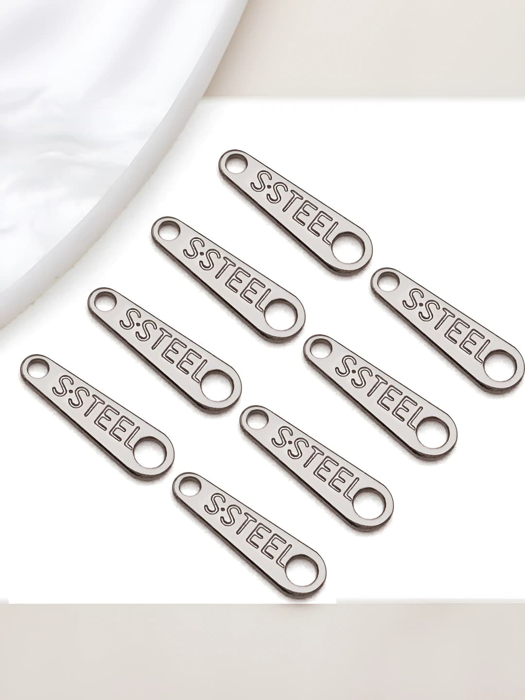 Steel tag, 3x10x1mm, 0.096g