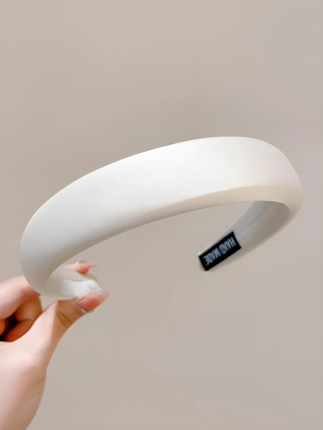 Dark white, 15 cm