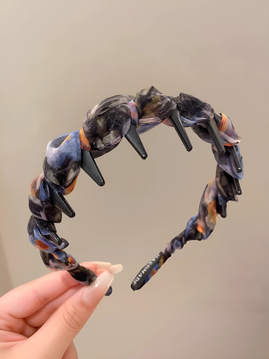1# Floral comb headband - Black