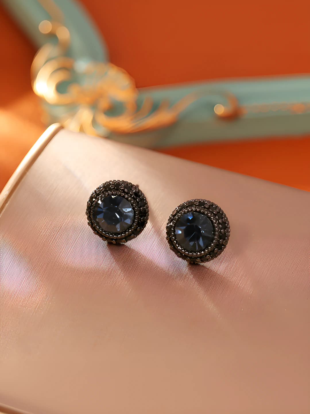 Women's retro style stud earrings with zirconia