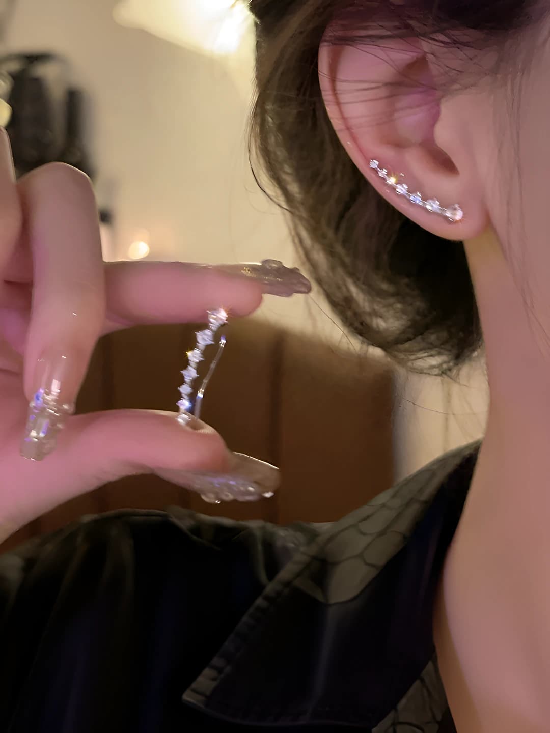 Women's 2026 arc-shaped rhinestone stud earrings, Korean style, geometric design element