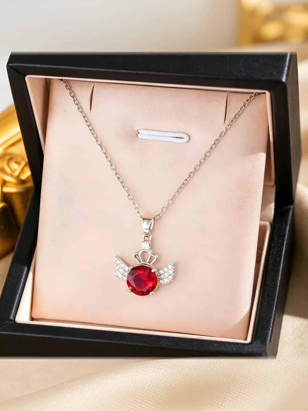 642 Guardian Angel necklace - Silver-red