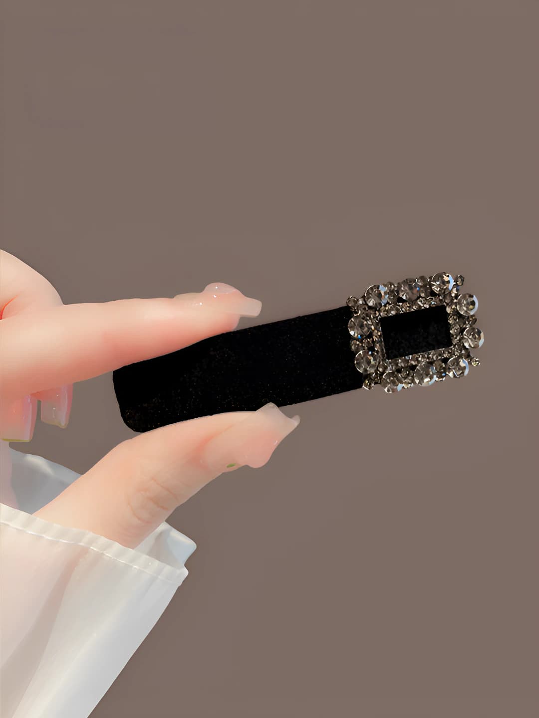 Black square crystal clip, 1 pc