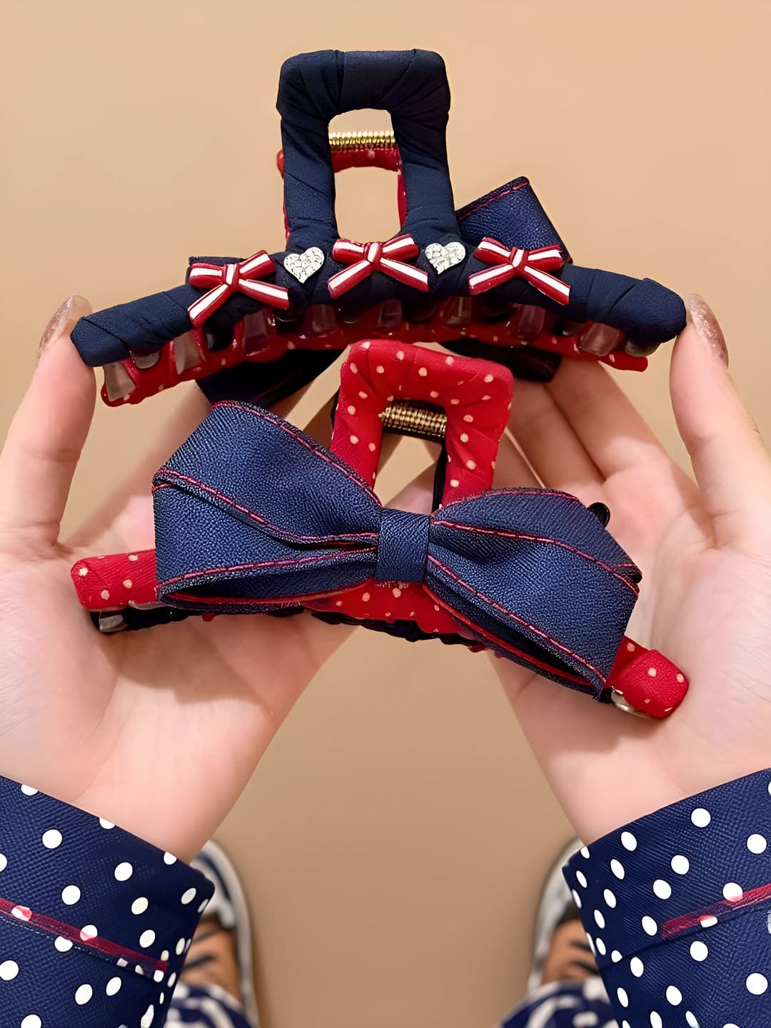 Women's hair clips and combs: AB double-sided design, Korean style, denim contrast, autumn-winter, whitening, little Chanel style, handmade, fabric material, fresh and sweet style, duckbill shape, with bow