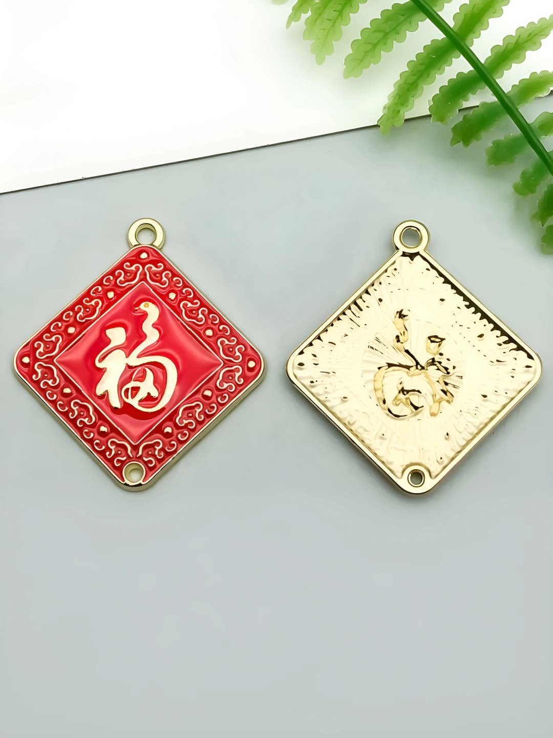 1 шт Новый год квадрат Удача 30x27mm-2.7g-21330