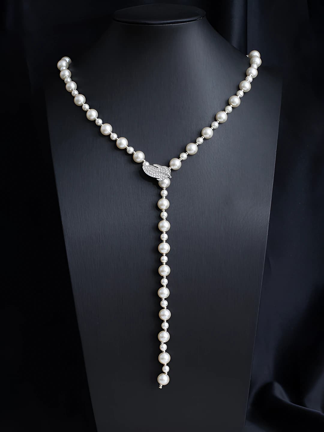 X1020-3 Silver leaf - white
