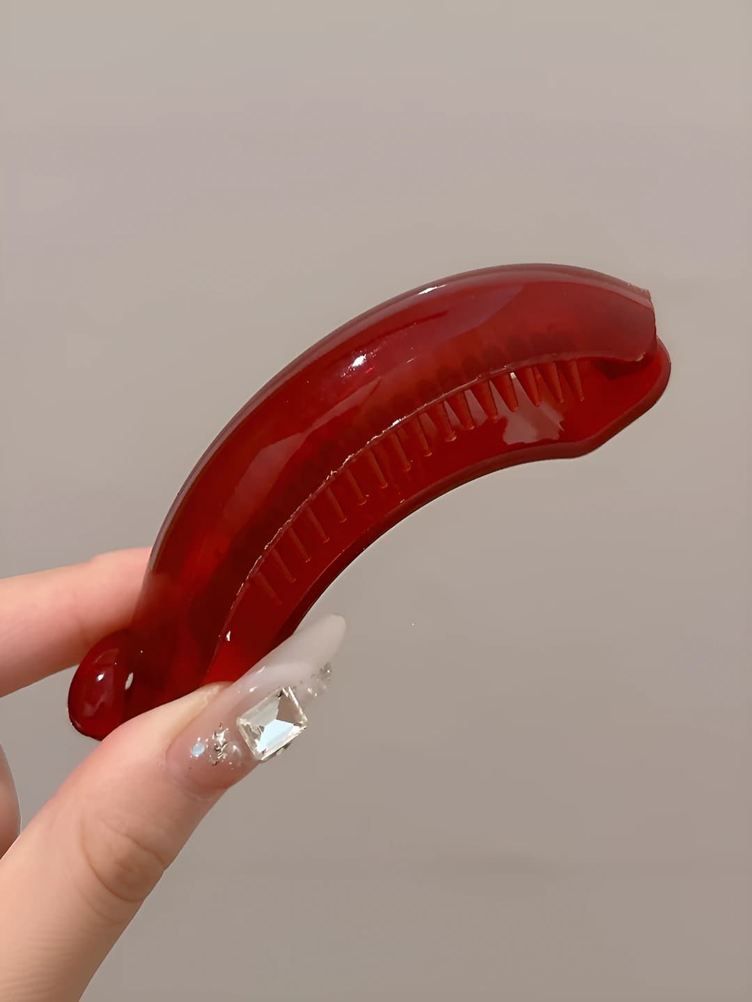 Красная прямая клипса, 9.5 см