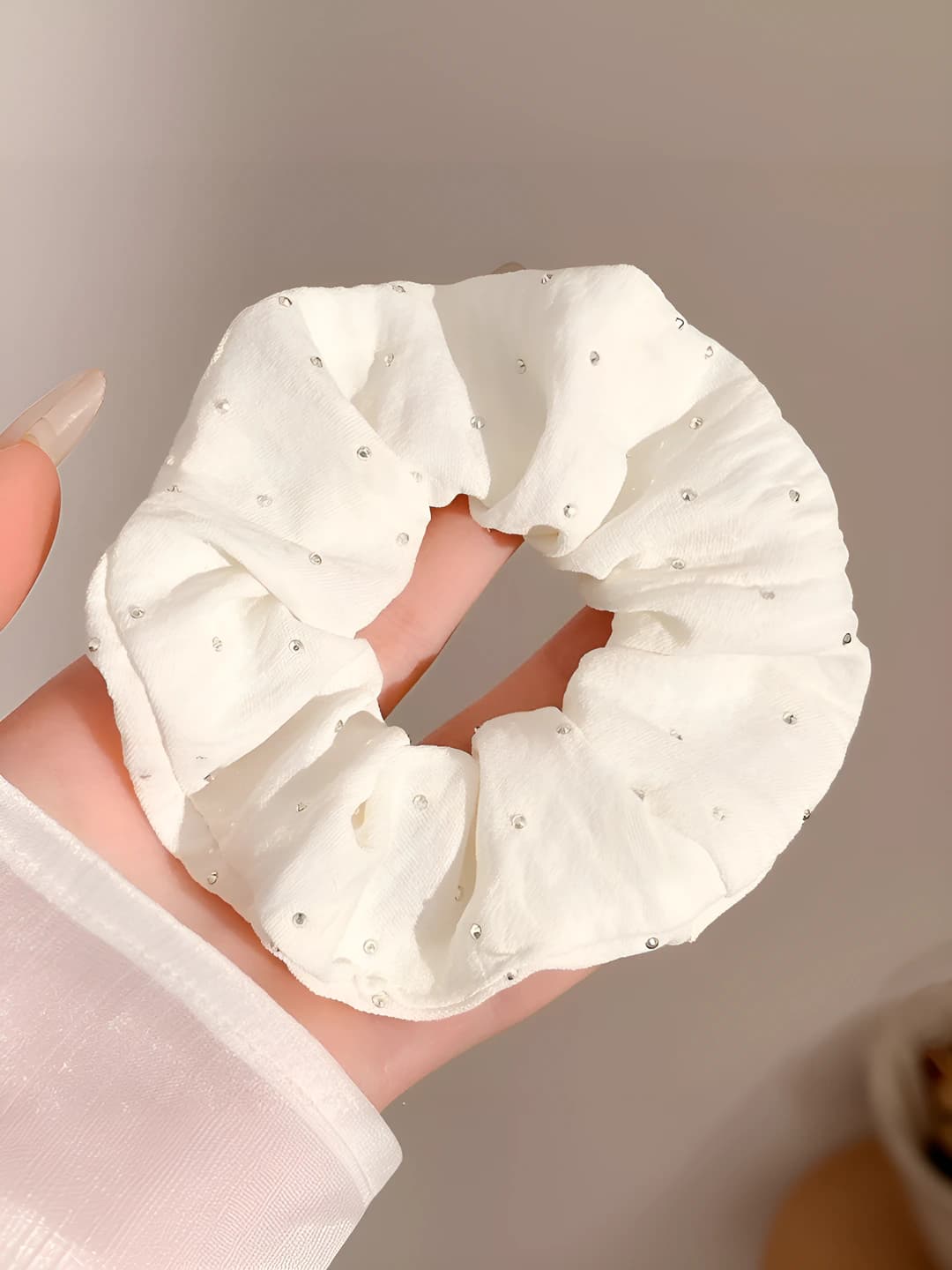 Off-white, rhinestone, large