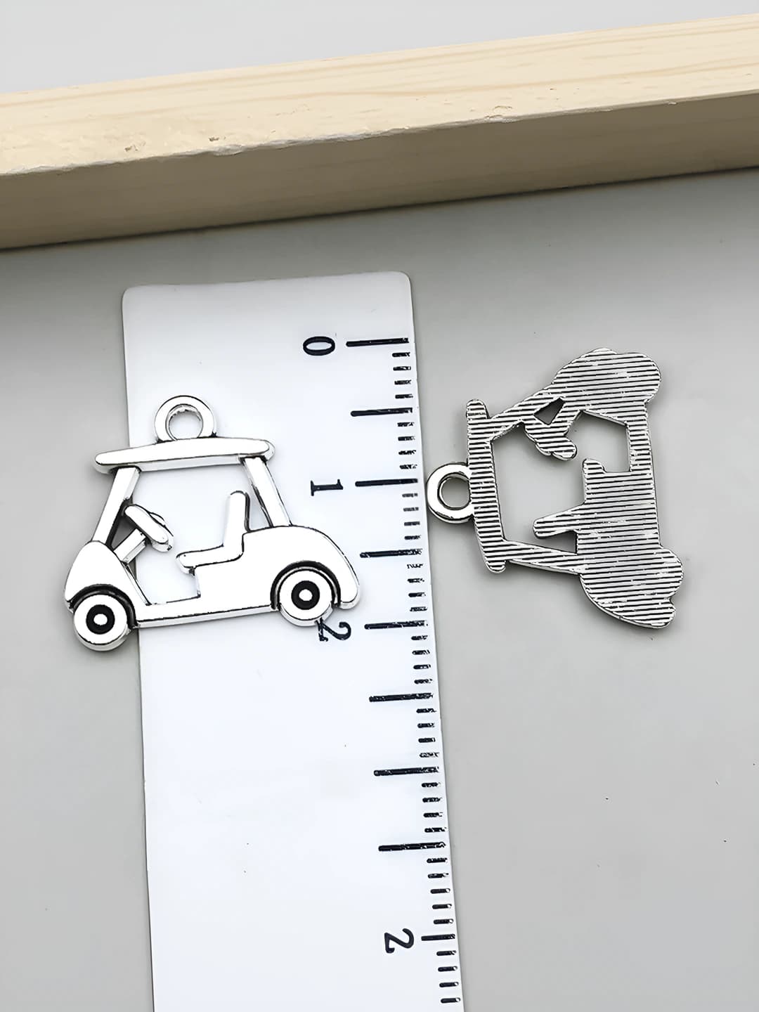 Гольф машина 17x20mm-1.25g-22912