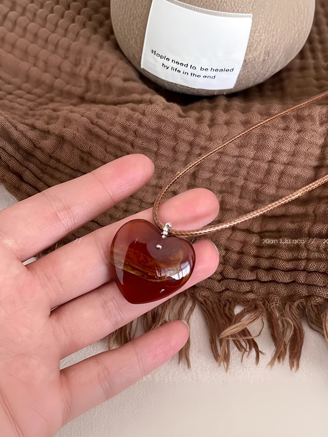 Karamel rang yurak zanjir