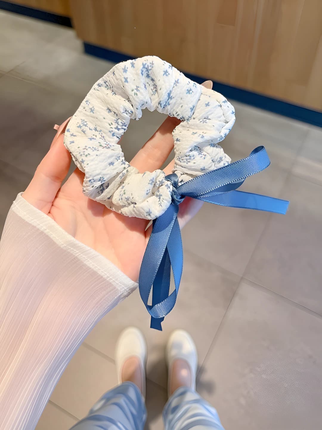 3# Blue thin bow