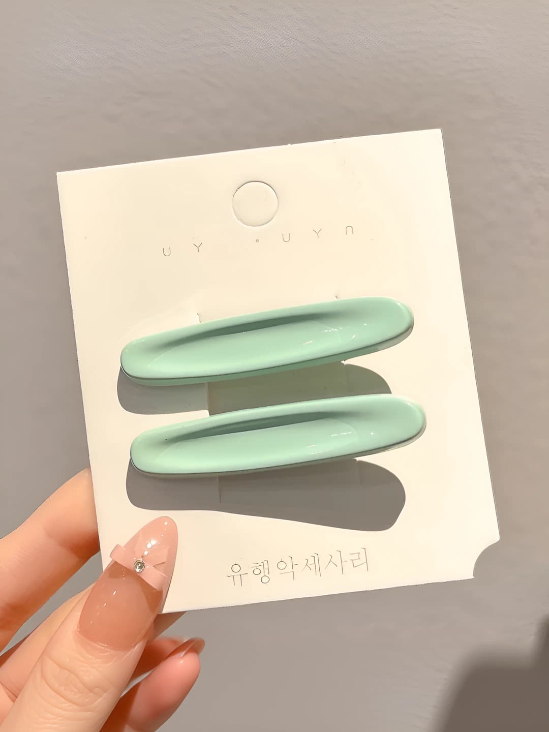4# Rangli oval gulli soch to'g'asi Yashil rang Juft ~5.2cm