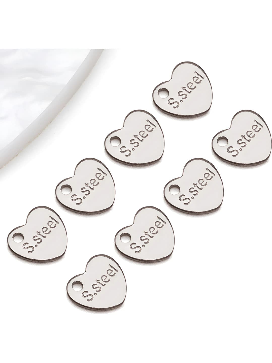 Steel heart, 6x7x1mm, 0.17g