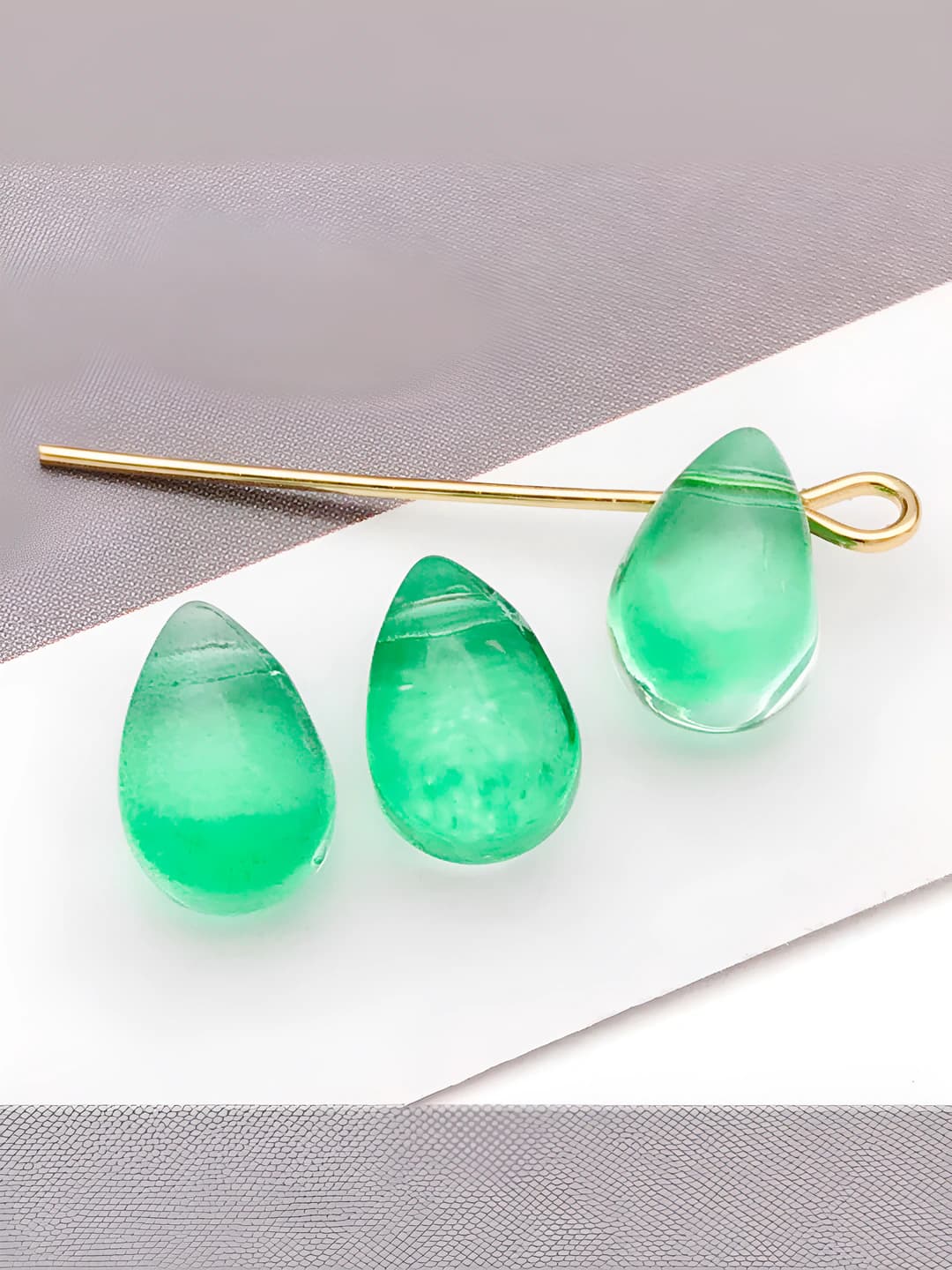 Прозрачный, тёмно-зелёный, 9x6x5mm, 1mm, 0.3g