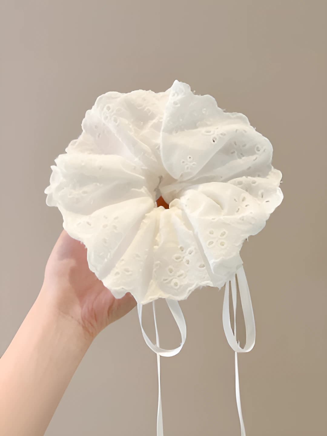 White drawstring, large - 30*14 cm
