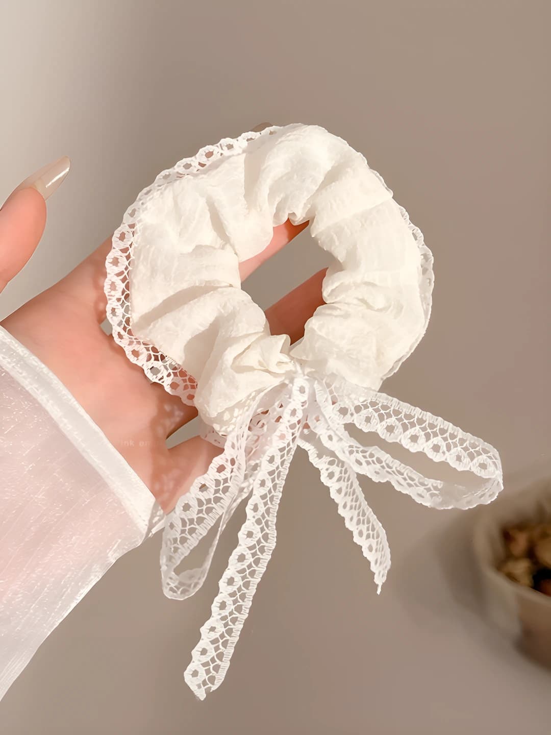 Off-white, lace, bow, 10 cm