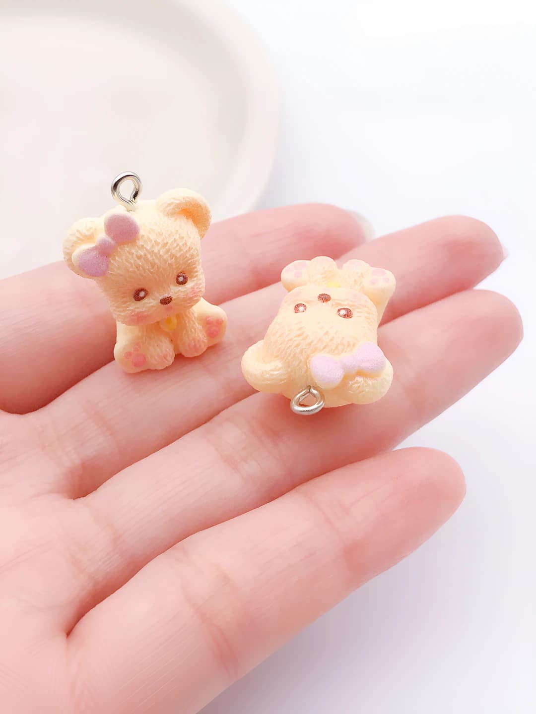 Beige poodle, 23x18x13mm
