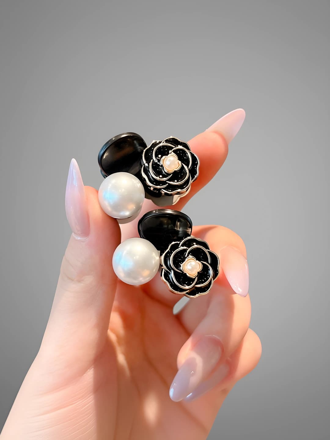 Black, 2 pcs