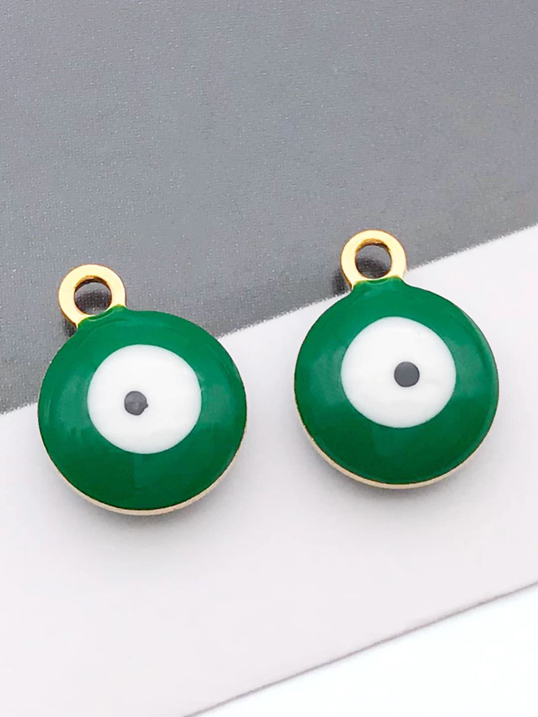 1pc Double-sided Green Devil Eye 8x10mm