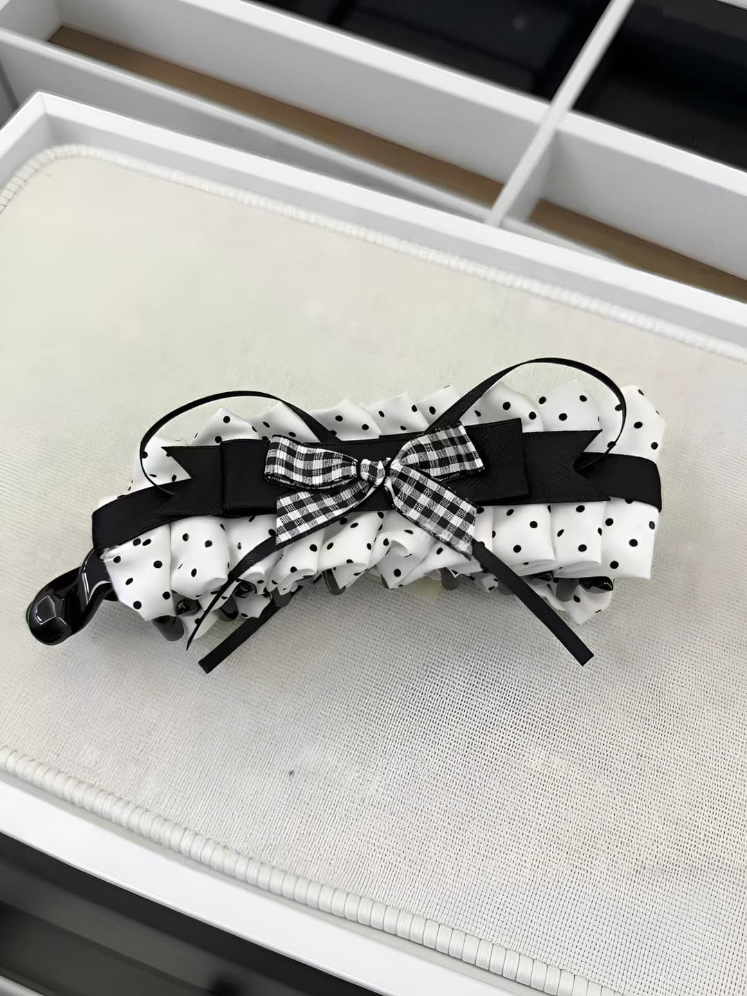 White wavy dots