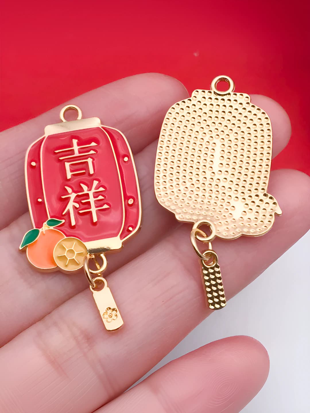 1 pc orange lantern, 40x20mm, 2.5g