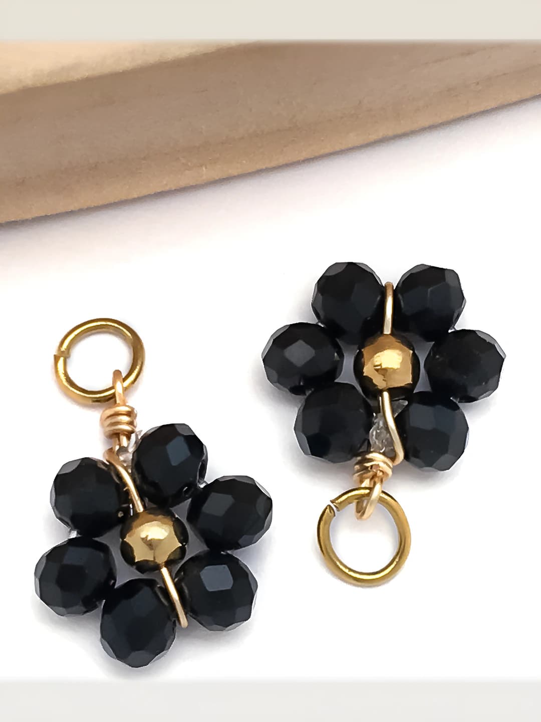 1 шт AB цвет черный ромашка 10x15mm-0.4g-T1248