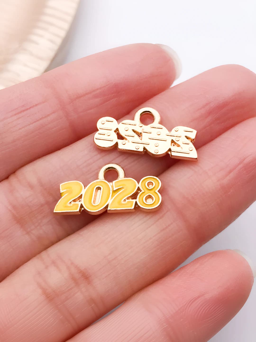Жёлтый 2028, 9x18mm, 0.8g